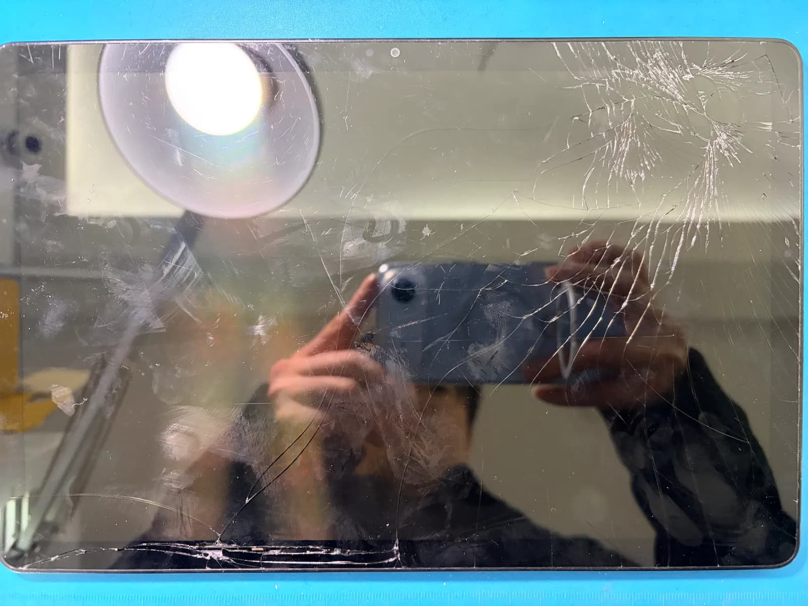 Before and after photos of a Galaxy Tab A9 Plus (SM-X210 / SM-X215) Galaxy Tab A9 Plus Screen Repair completed. - before