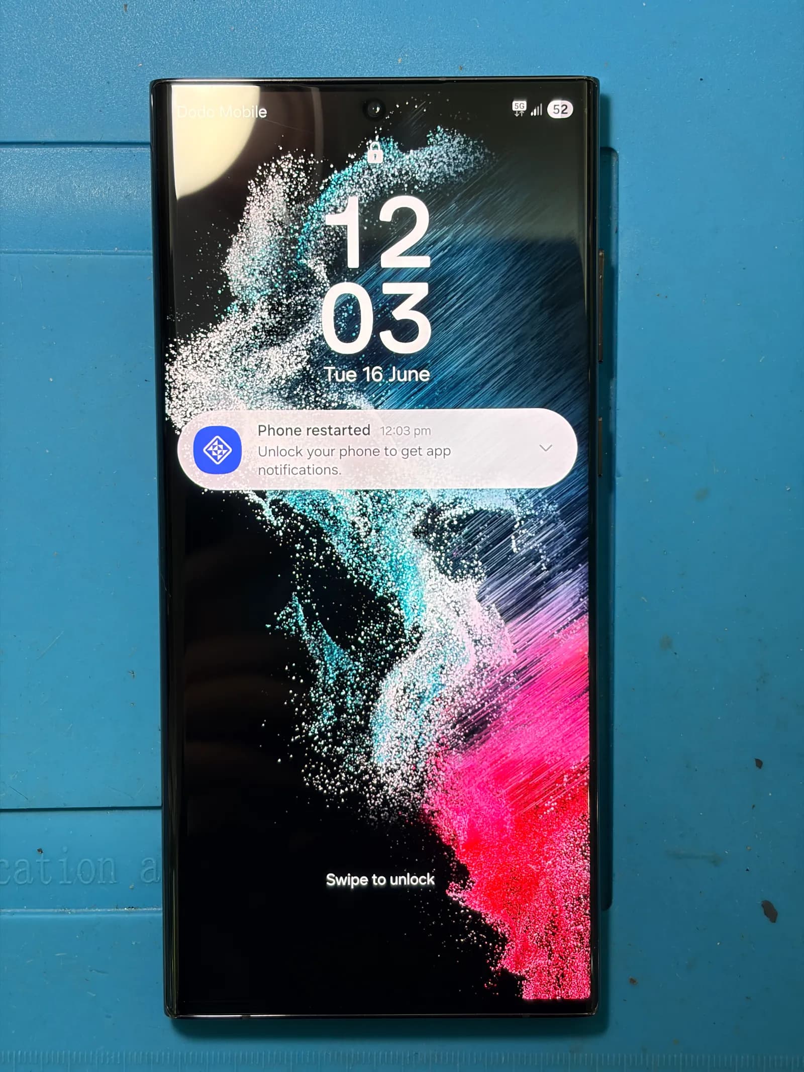 Samsung Galaxy S22 Ultra screen replacement before and after - after